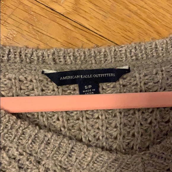 American eagle sweater - Picture 2 of 2